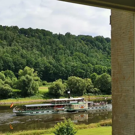 Herrenhaus Orangella *